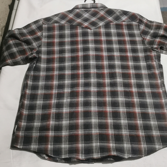 NWT WindRiver, Medium, Casual button down, long sleeve, Grey, plaid - Picture 3 of 5